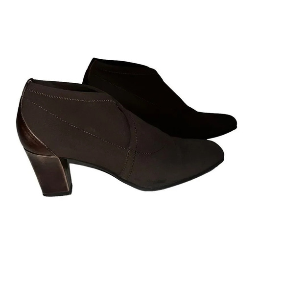 Donald J. Pliner Brown Reya Booties Sz 7M - Picture 3 of 6